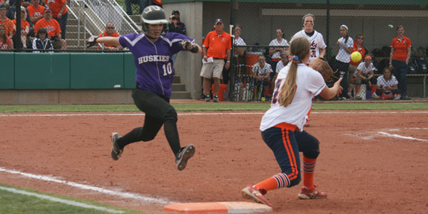 Softball faces loss in first round of state tournament