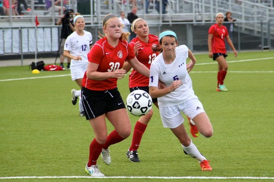 Girls+soccer+defeats+Maize+in+state+semifinals