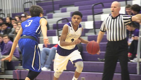 Boys basketball defeats GEHS