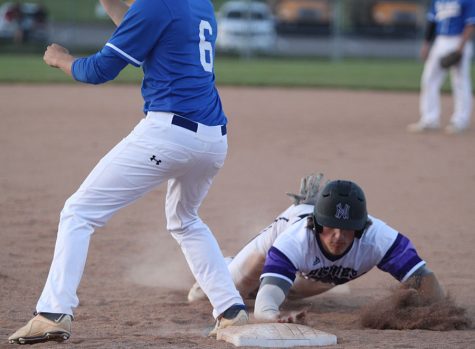 Baseball defeats GEHS for senior night, 5-1