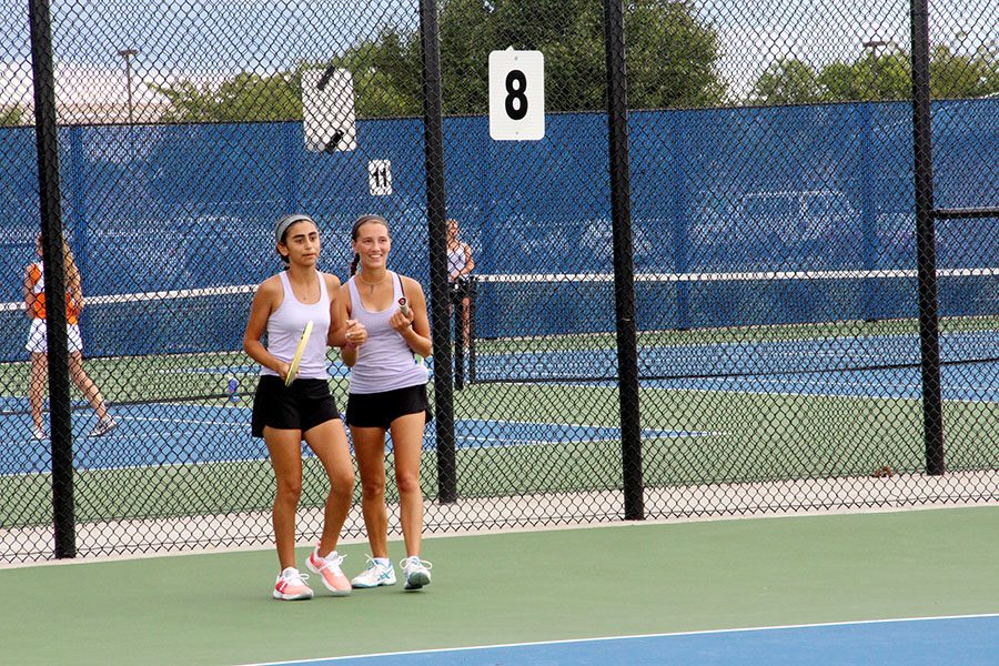 Girls+varsity+tennis+takes+first+place+at+the+Olathe+East+Quad