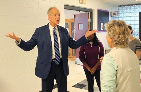 Sen. Jerry Moran visits BVNW