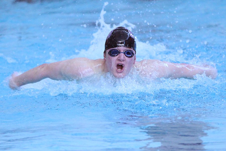 Boys swimming places second at EKL tournament