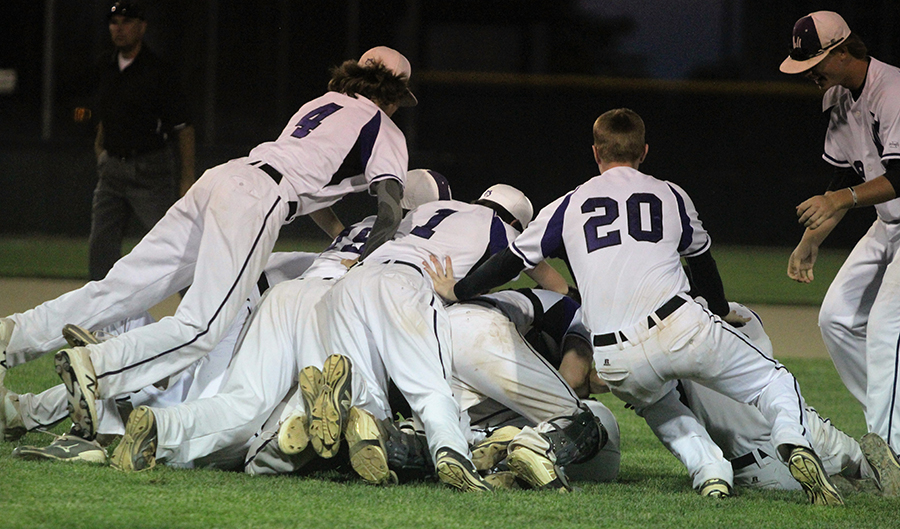 BVNW+clinches+regional+championship%2C+defeats+SMNW+6-1