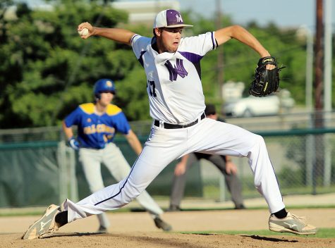 Sprinkle dominates in 5-0 regional semifinal win over Olathe South