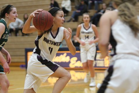 Huskies pick up first win of season against Firebirds, 43-31