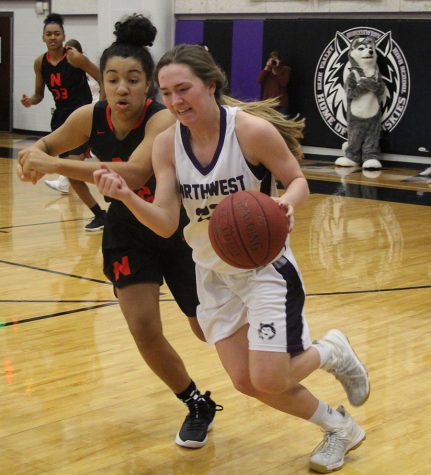 Girls Basketball vs Shawnee Mission North