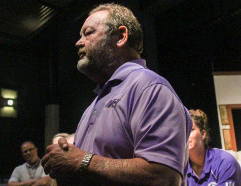 Head varsity soccer coach Rick Pribyl announces retirement