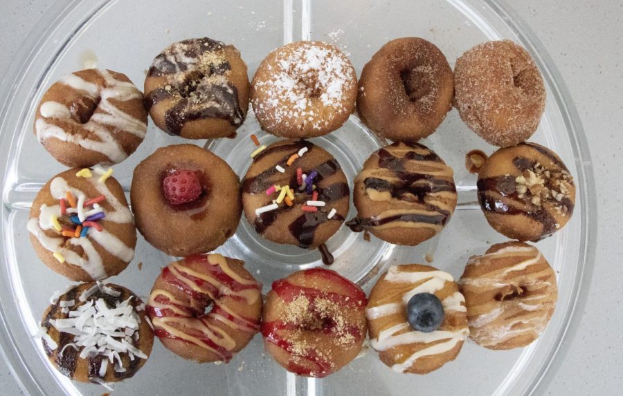 Dapper+Doughnut%27s+website+classifies+its+doughnuts+as+%22cake+style.%22