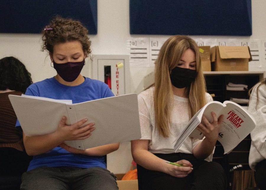 Seniors Maya Welde and Maggie Bunch rehearse lines for Freaky Friday.